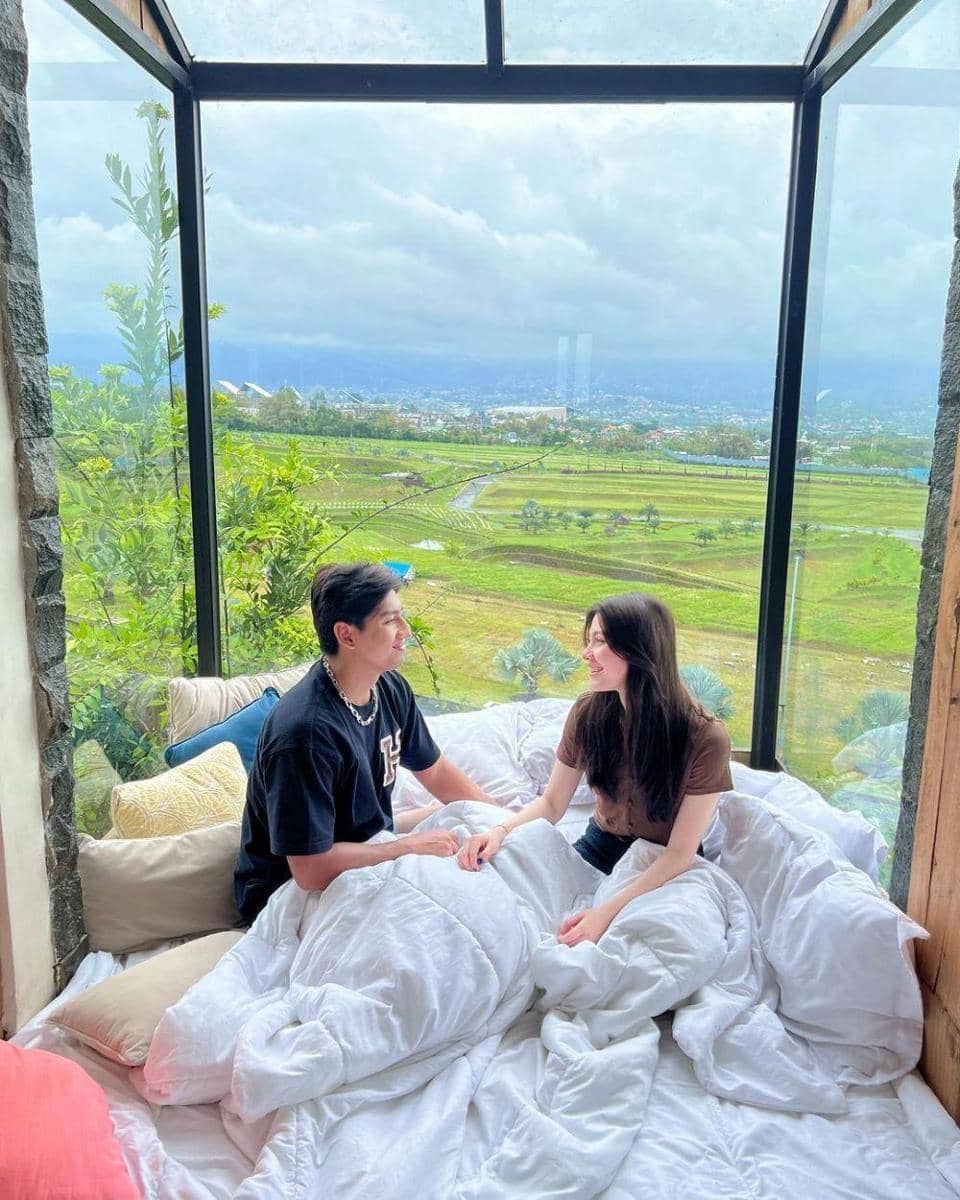 instagram.com/harrisvriza