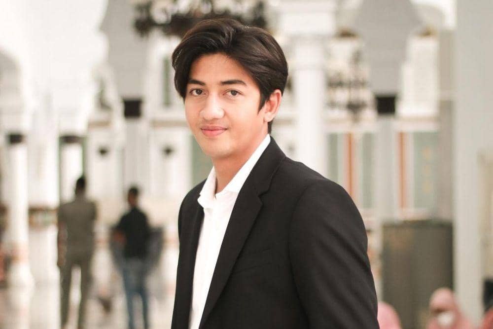 Instagram.com/harrisvriza