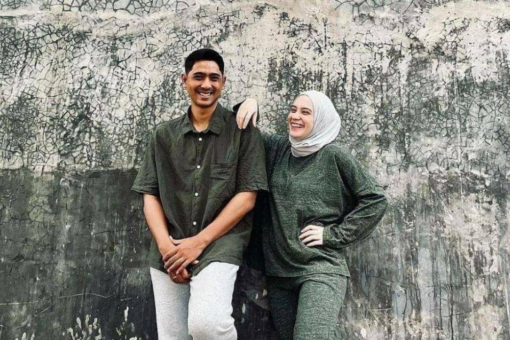 Putri Anne Lepas Hijab, Imbas Masalah Rumah Tangga dengan Arya Saloka?