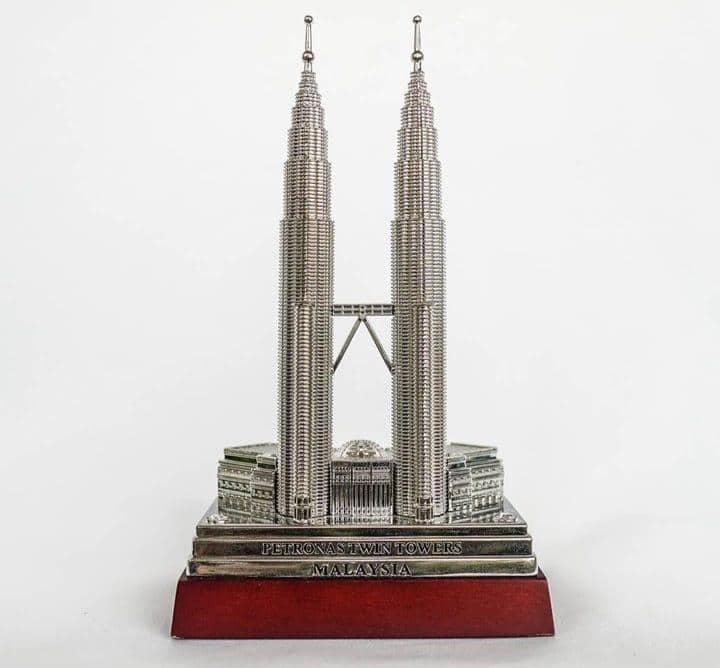 Instagram.com / petronastwintowers