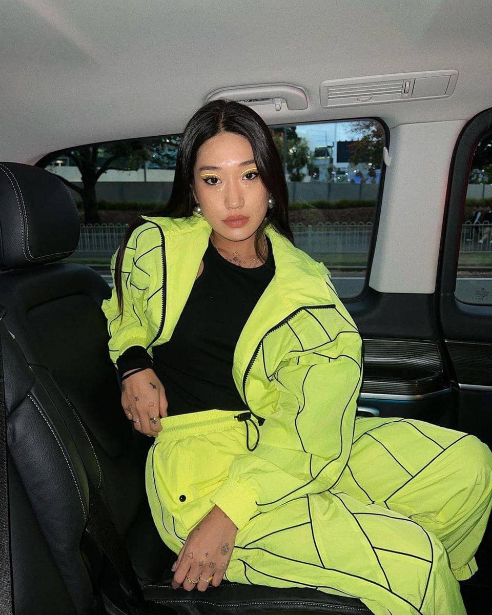 instagram.com/peggygou_