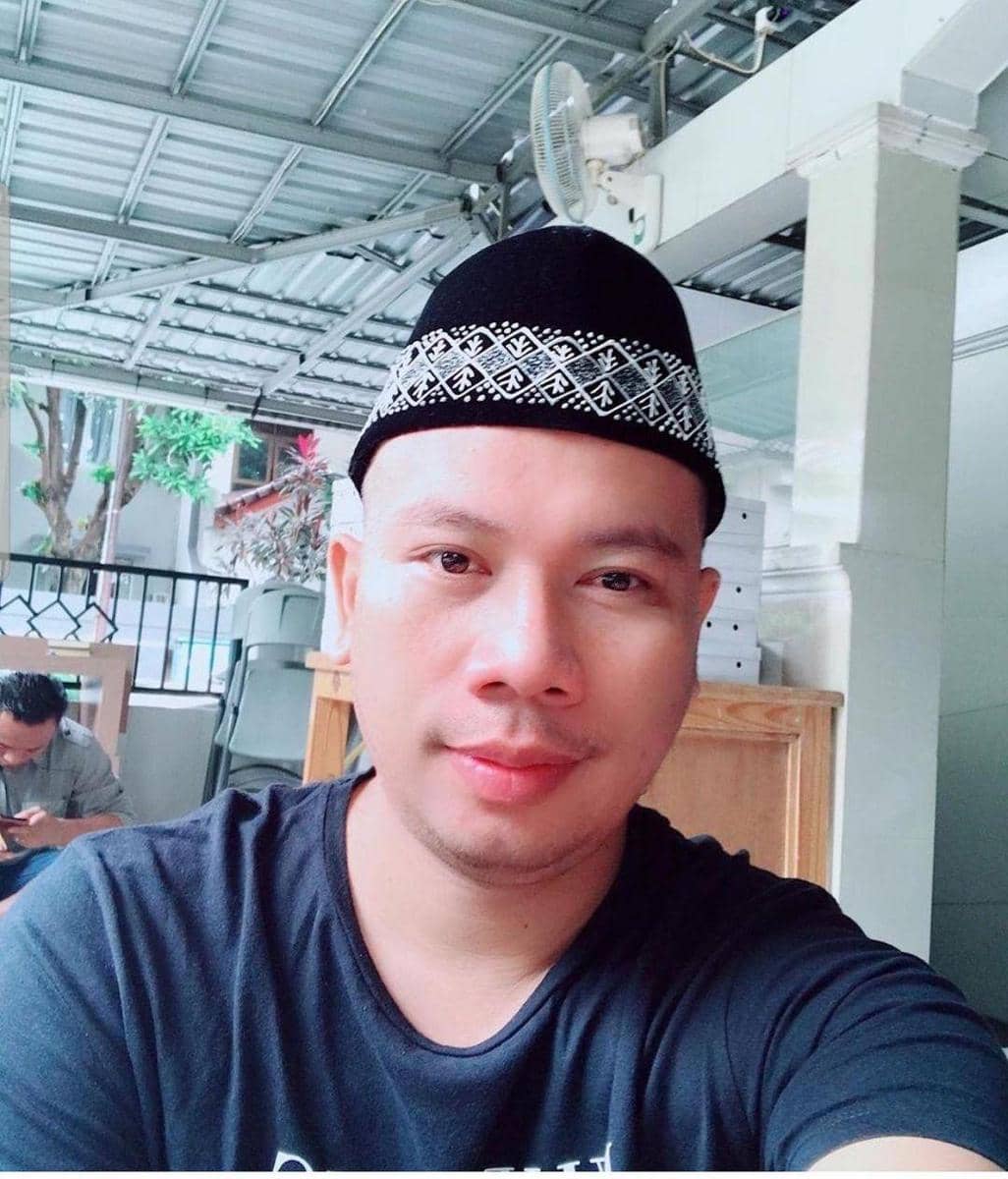 Instagram.com/Vickyprasetyo777