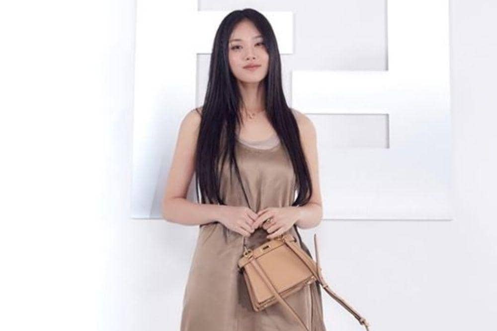 instagram.com/nakedbibi