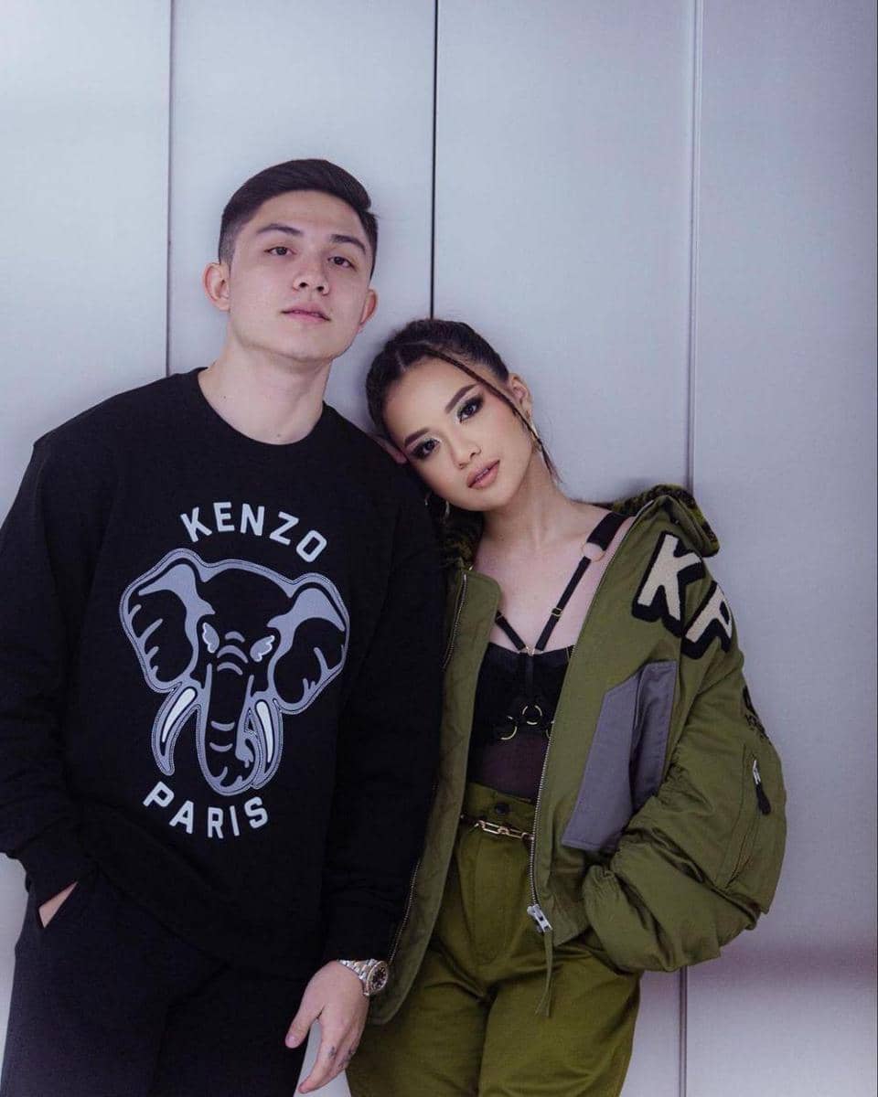 instagram.com/anggimarito