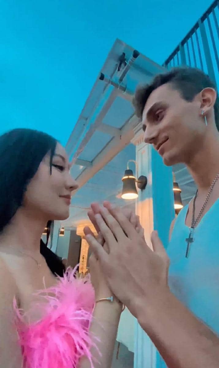 instagram.com/lucintaluna_manjalita