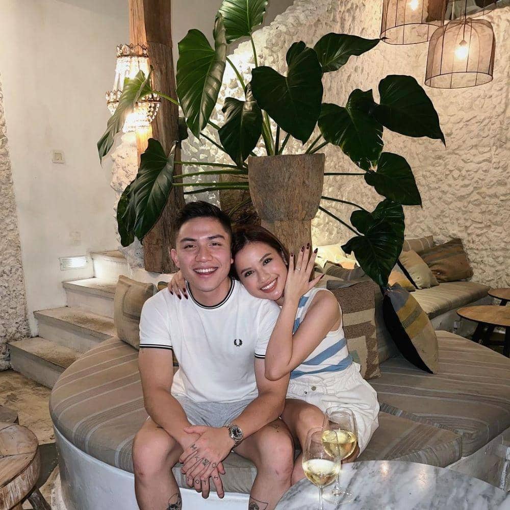 instagram.com/anggimarito