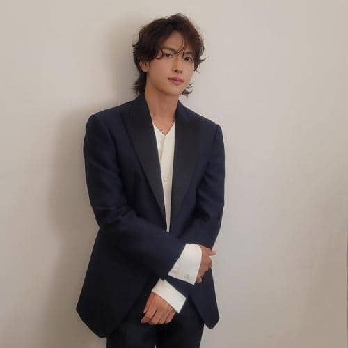 instagram.com/yim_siwang