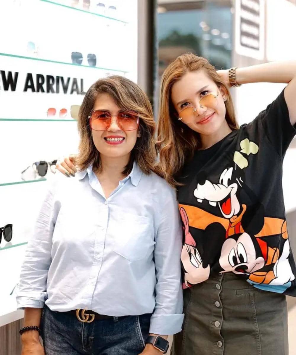 instagram.com/michellejoan_