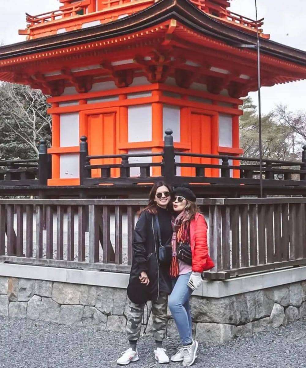 instagram.com/michellejoan_