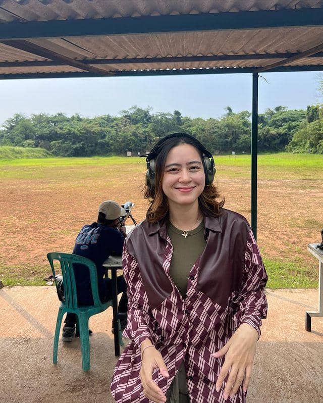 instagram.com/laura_theux