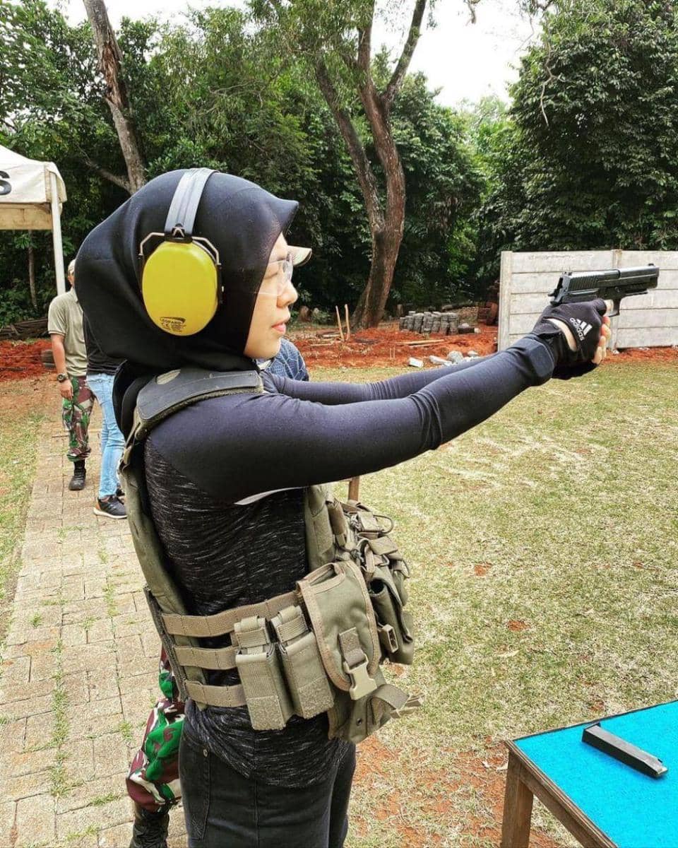 instagram.com/dianayulestari