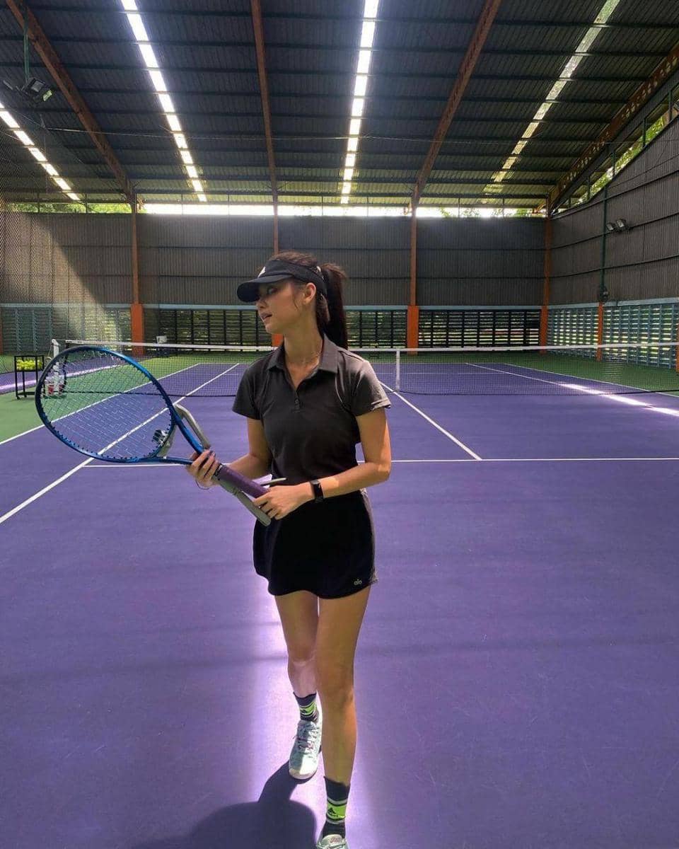 instagram.com/gegeelisa94