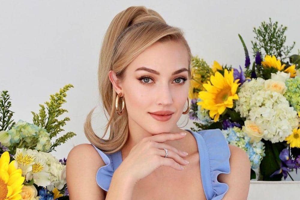 instagram.com/varshaadhikumoro