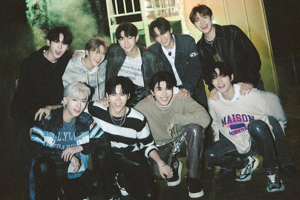 twitter.com/ZB1_official