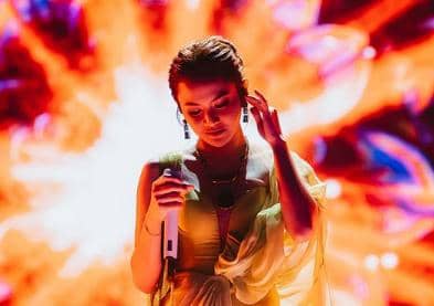 instagram.com/mahaliniraharja