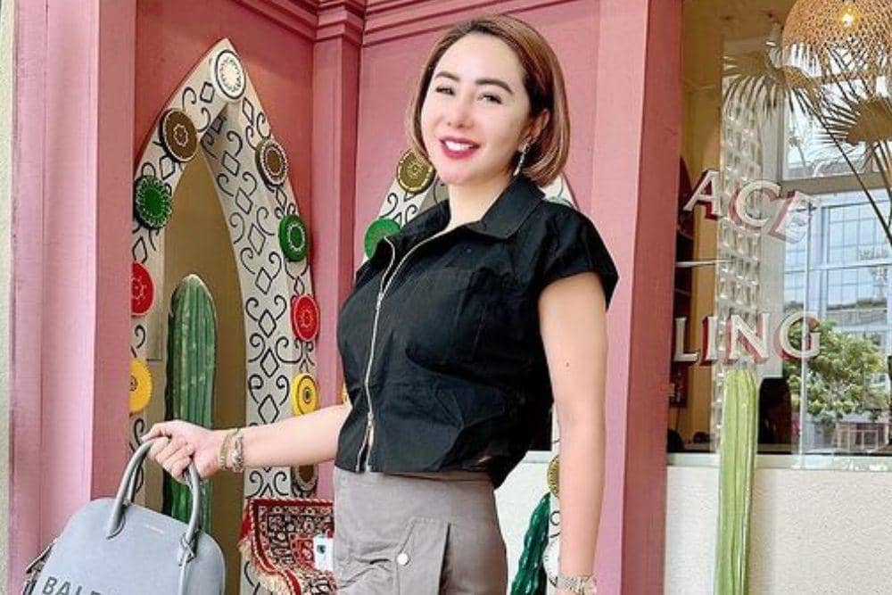 instagram.com/femmypermatasari