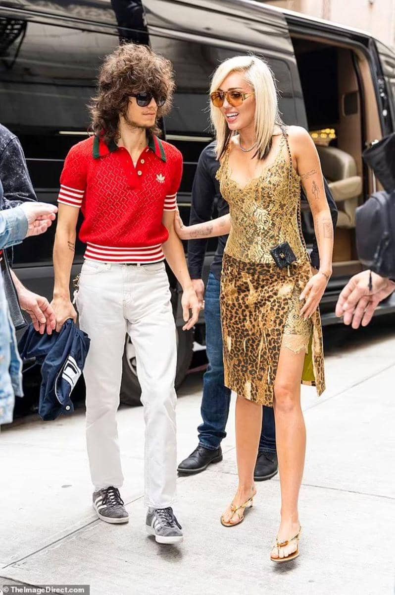 twitter.com/DEM_Mustangs16