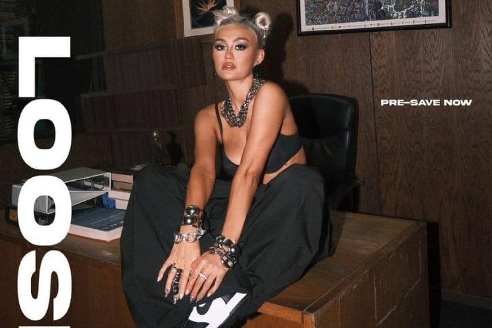 Instagram.com / agnezmo