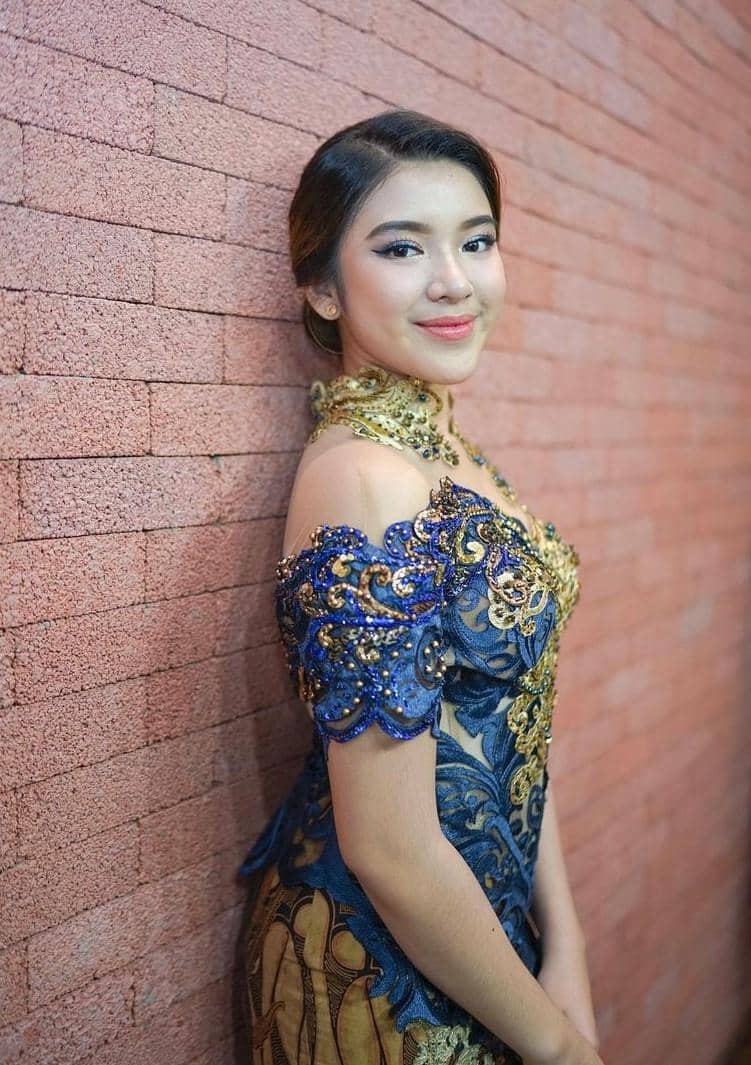 instagram.com/tiaraandini