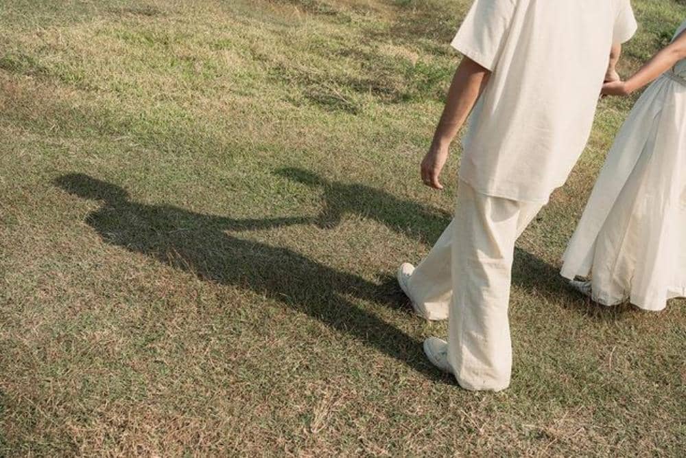 instagram.com/mikha97