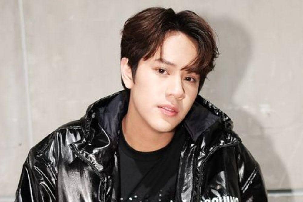 instagram.com/nanon_korapat