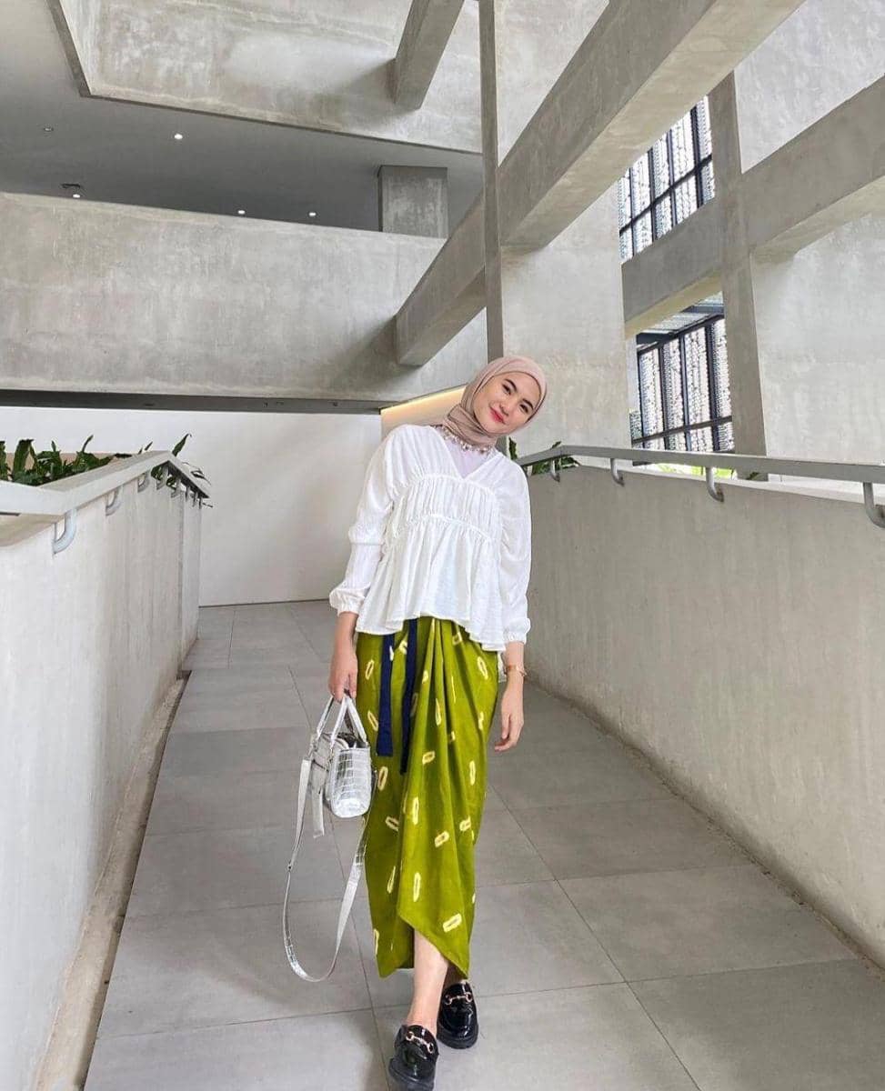 instagram.com/intanghazll_