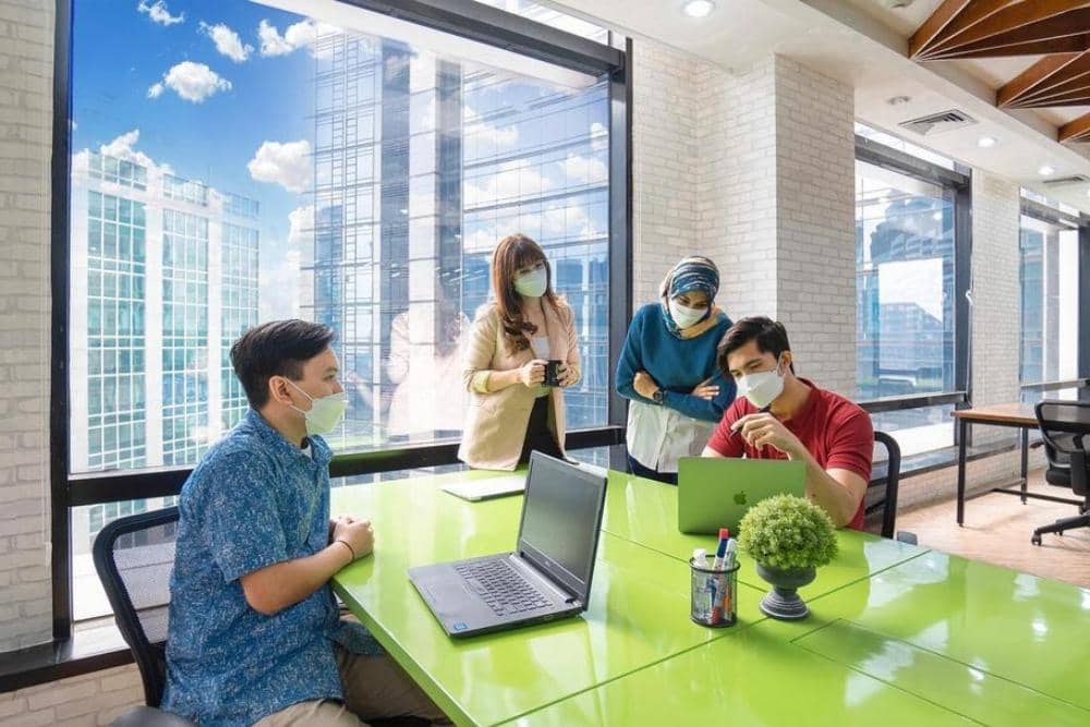 instagram.com/uptownservicedoffice