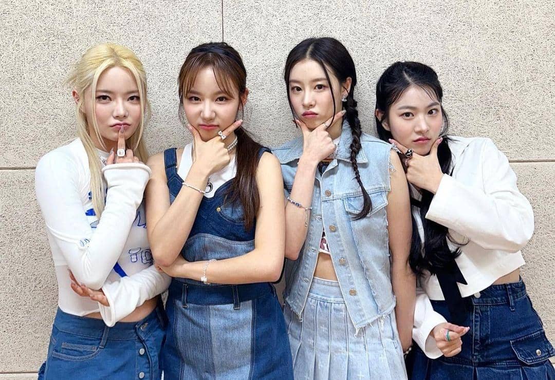 instagram.com/we_fiftyfifty