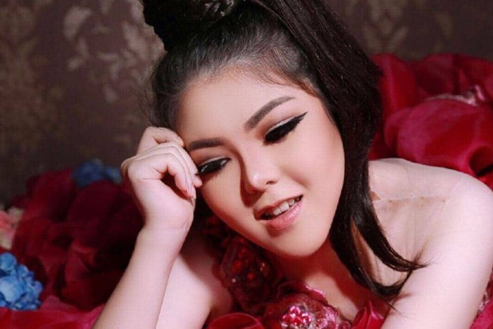 instagram.com/tinatoon101