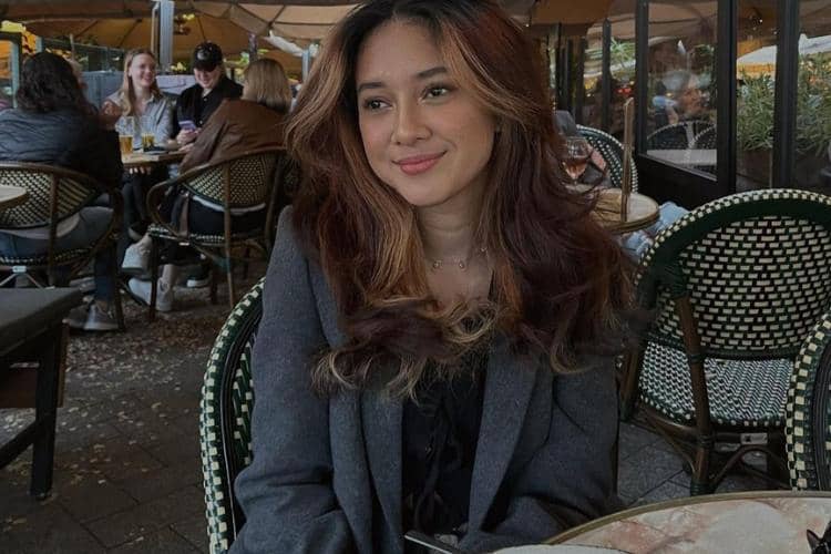 Instagram.com/rahmaniaastrini