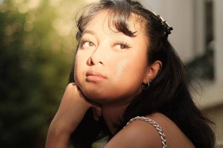 Instagram.com/rahmaniaastrini