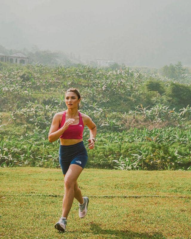 instagram.com/angelagilsha