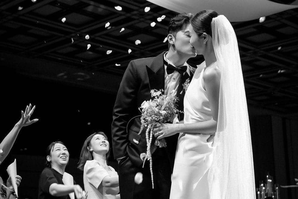 instagram.com/ choiza11