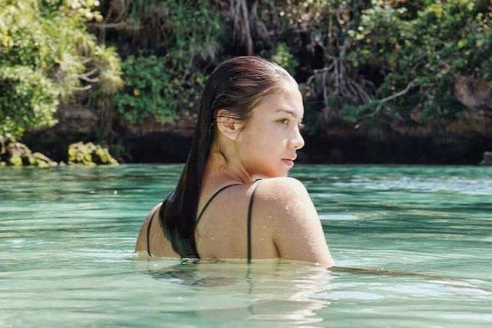 instagram.com/angelagilsha