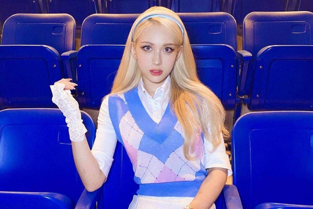 instagram.com/somsomi0309