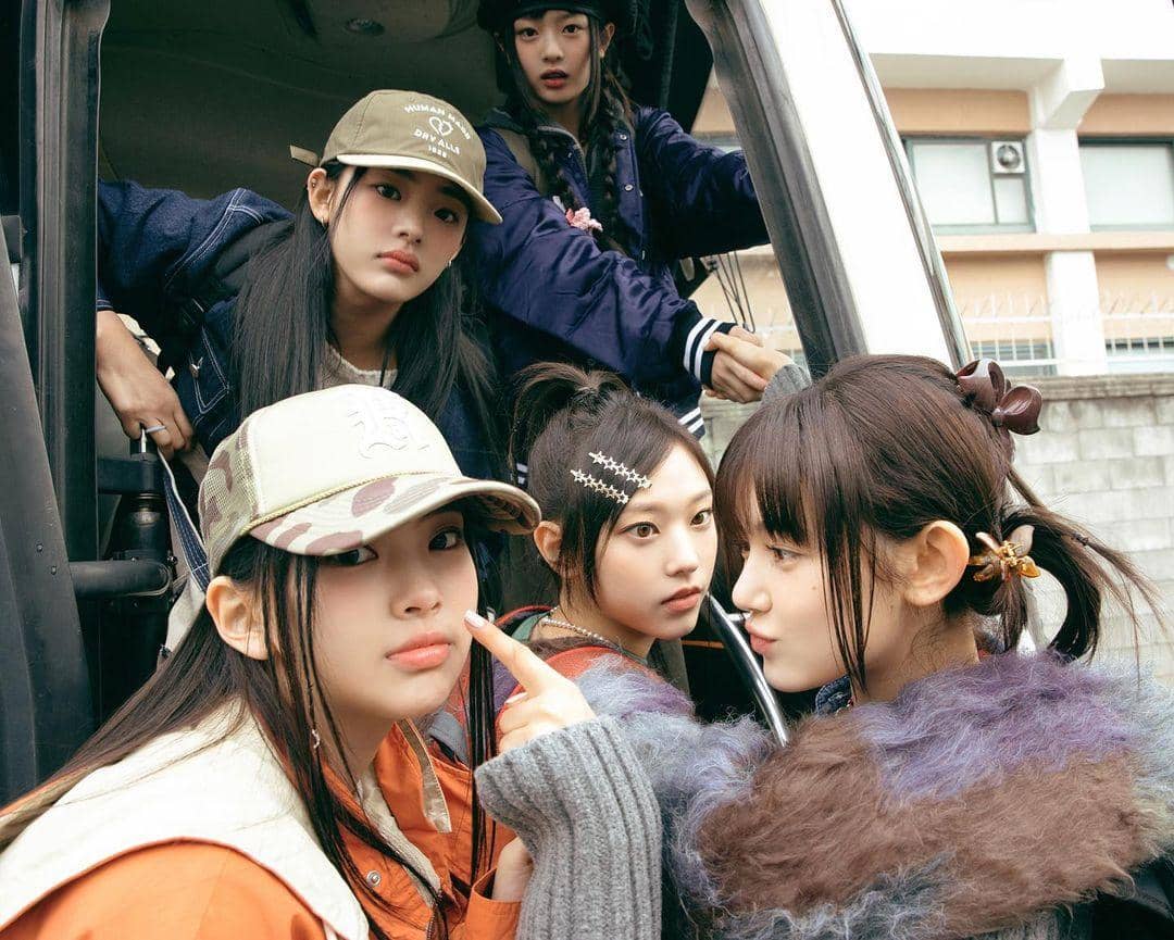 instagram.com/newjeans_official