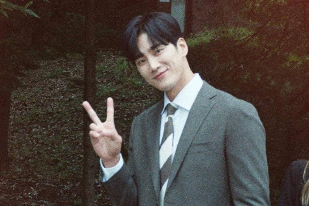 instagram.com/bohyunahn