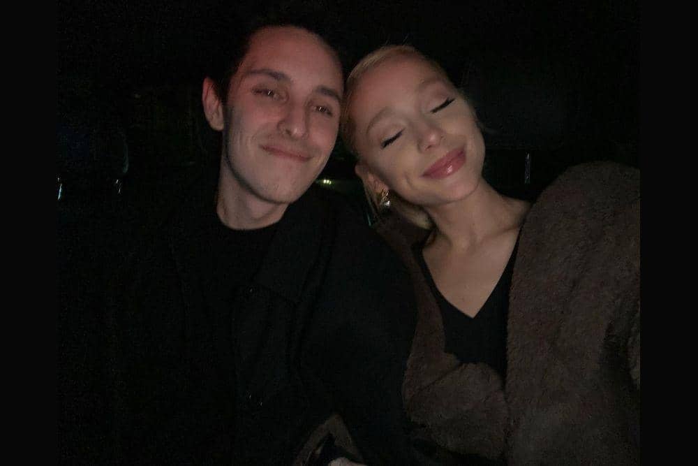 instagram.com/arianagrande