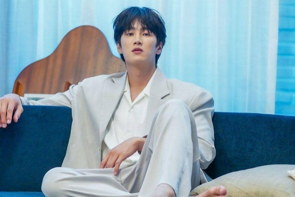 instagram.com/bohyunahn