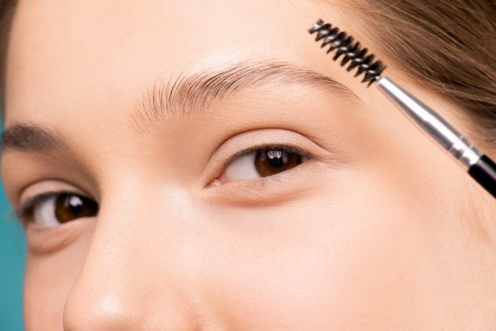 5 Rekomendasi Browcara Lokal Terbaik yang Pertegas Tampilan Alis