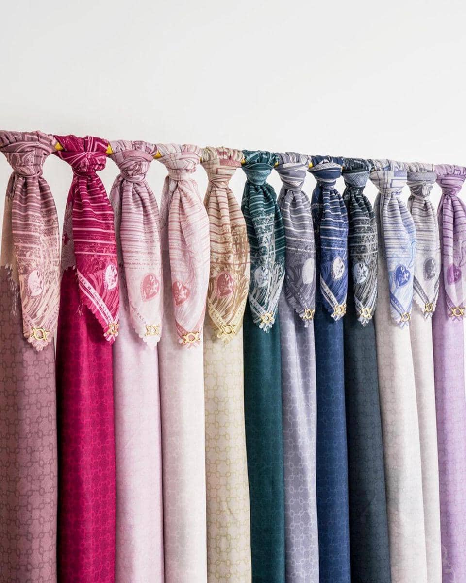 instagram.com/klambyscarves