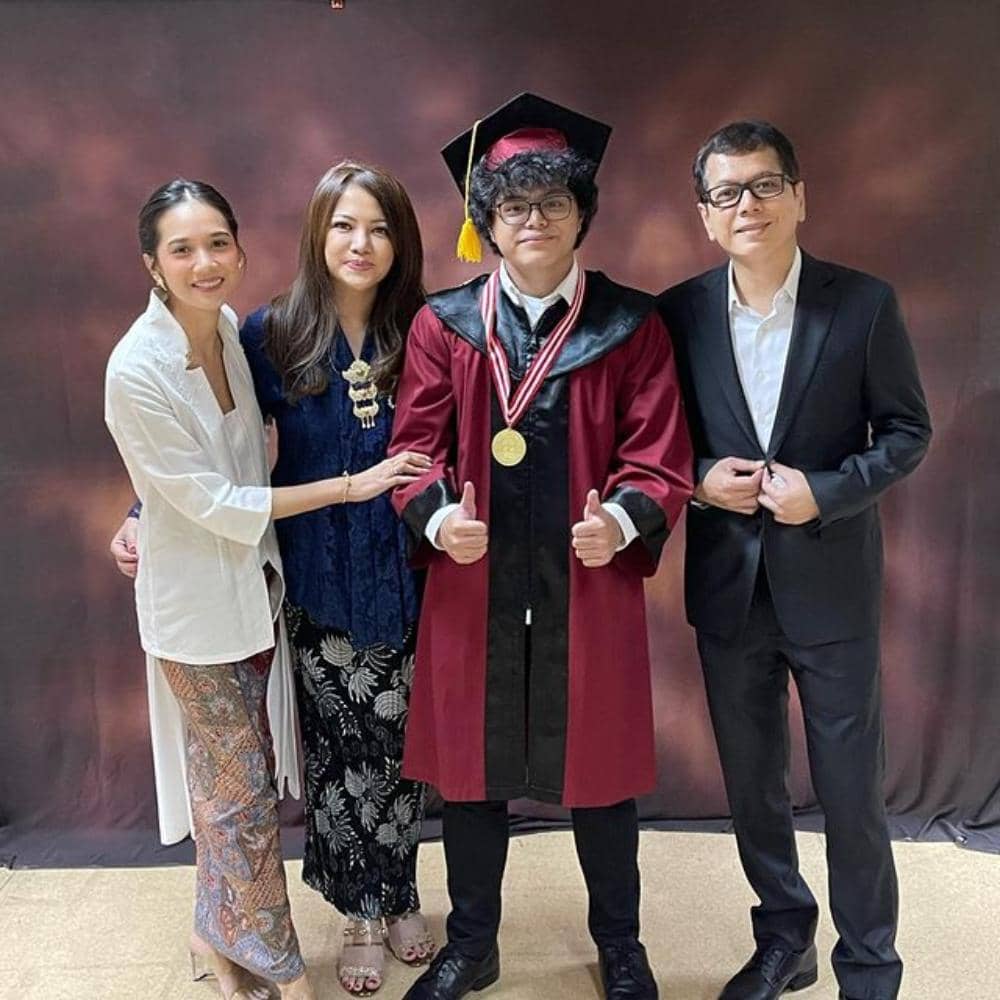 instagram.com/winatalia