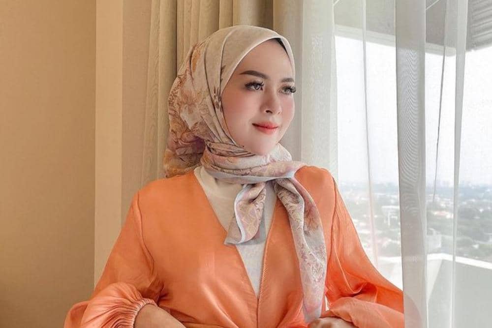 instagram.com/meylisazaara