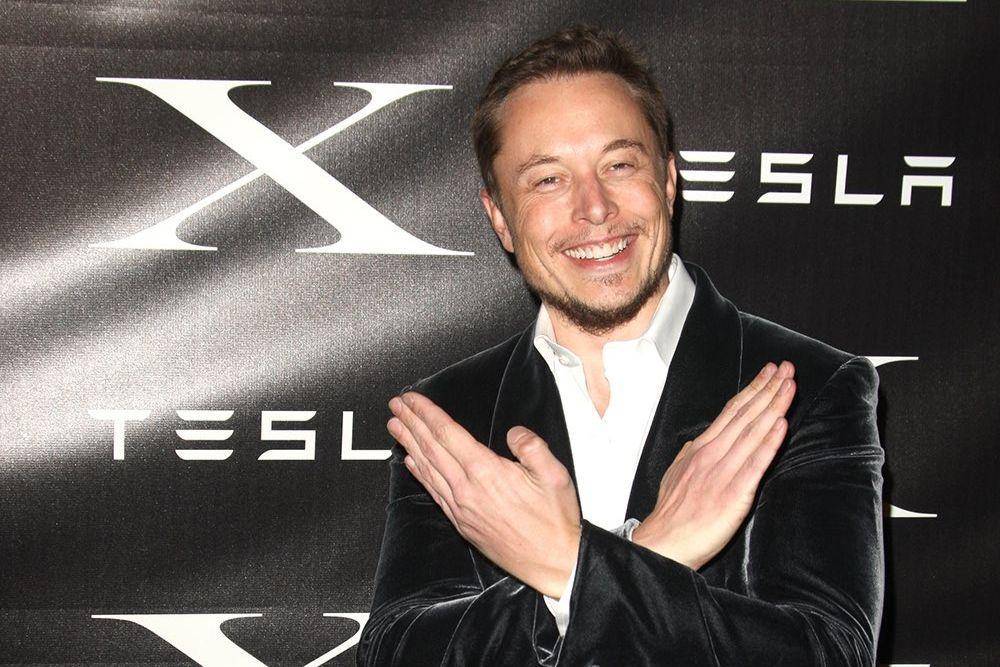 twitter.com/elonmusk
