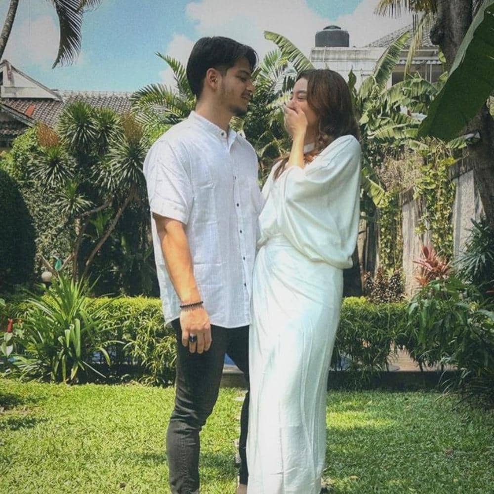 instagram.com/natasharyder