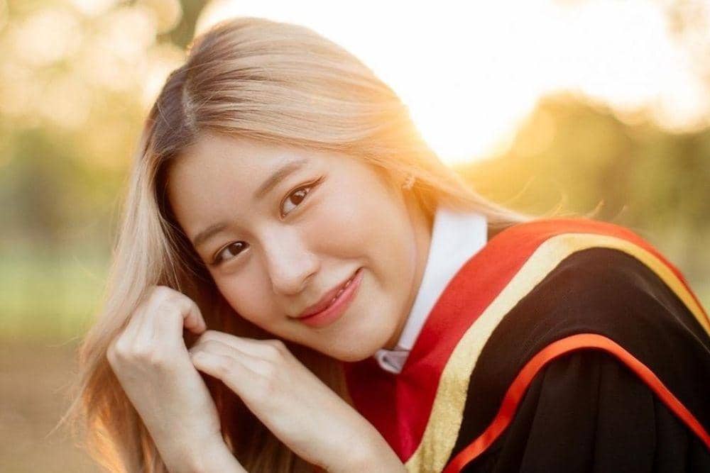 instagram.com/ciizezphr