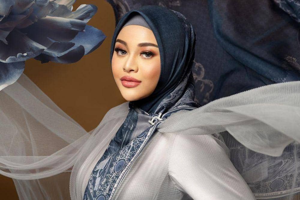 instagram.com/aurelie.hermansyah