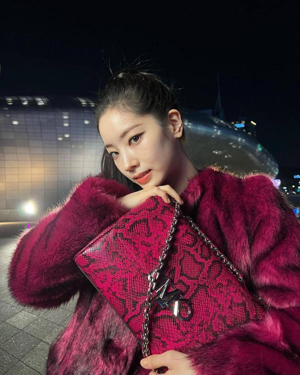 instagram.com/dahhyunnee