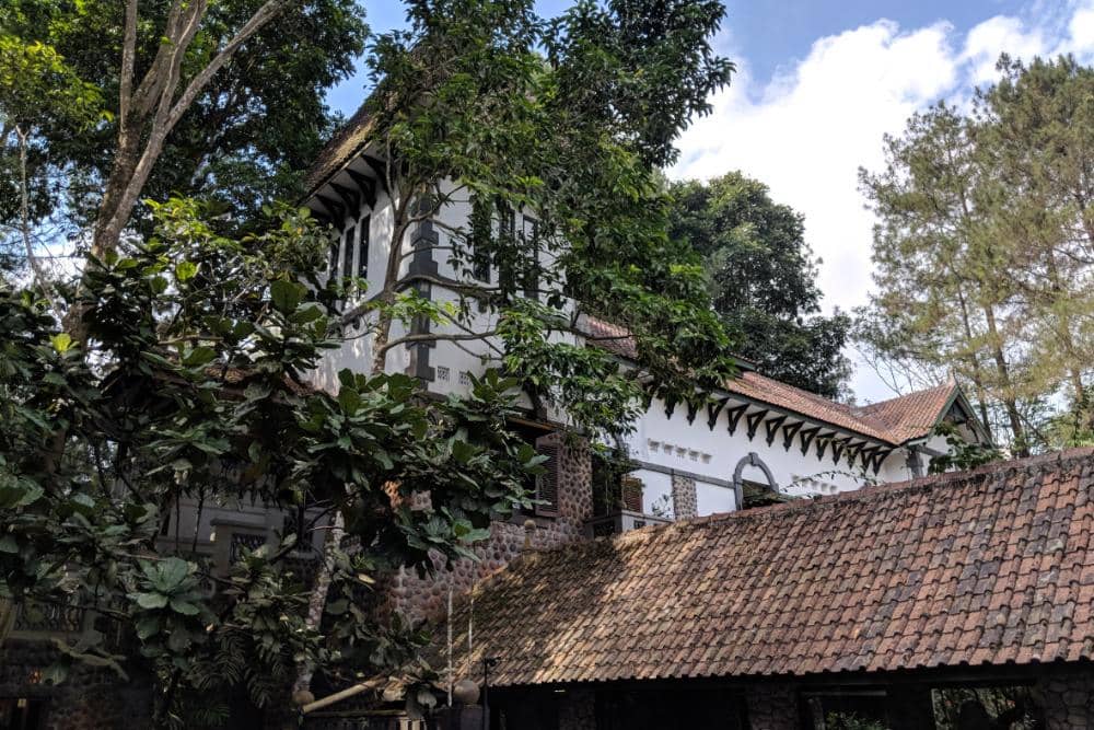 google.com/maps/Nick Bauer