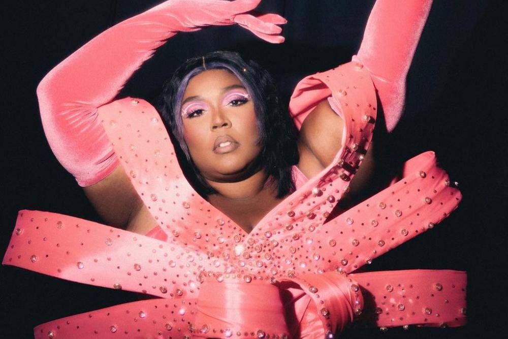 Update Kasus Lizzo yang Dituntut 3 Mantan Penari Latarnya